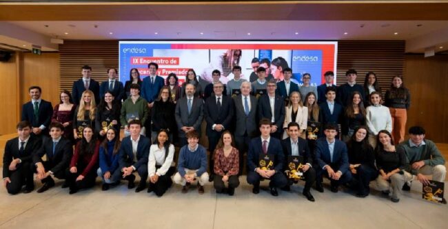 Endesa y Comillas celebran diez años de becas de excelencia