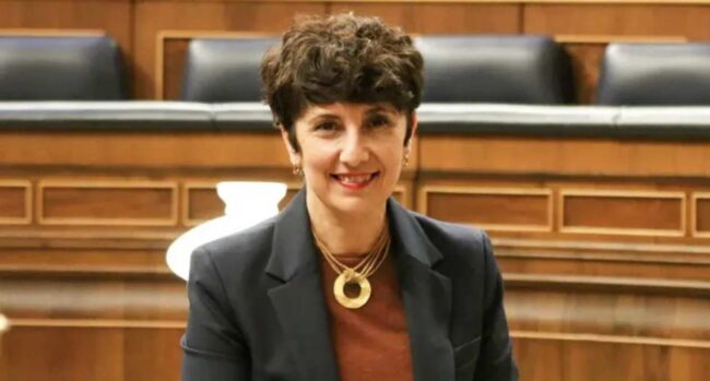 El PNV critica a Sumar por colar la prórroga de alquileres