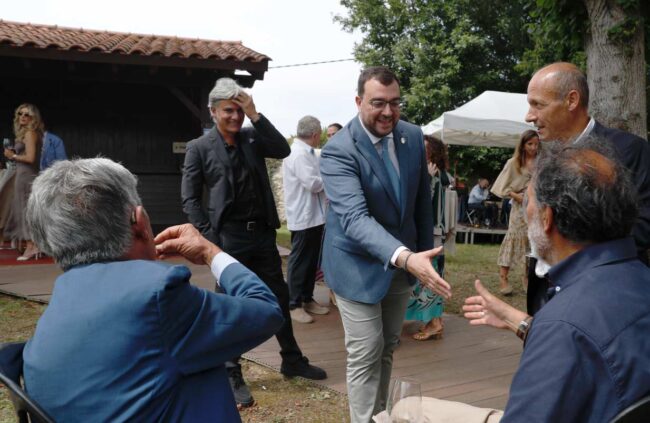 Barbón pide a la diáspora construir la Asturias del futuro