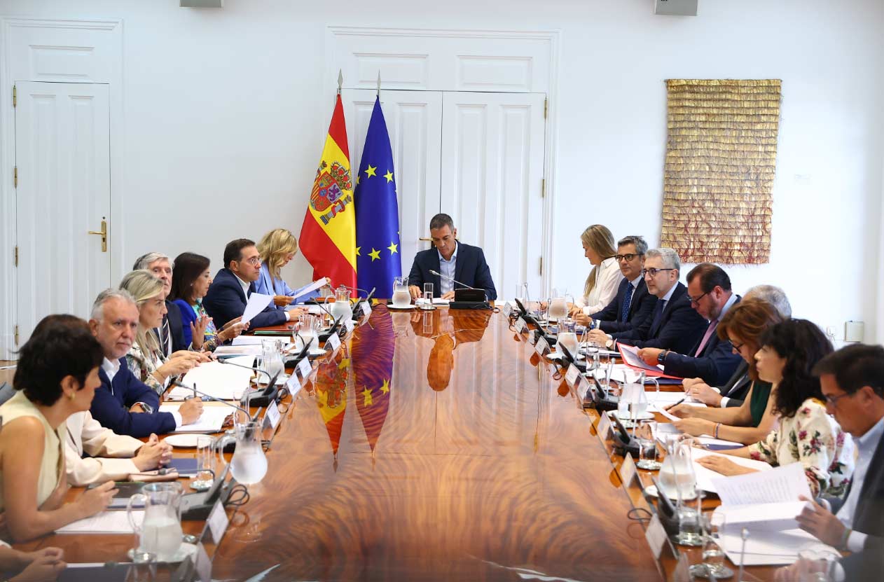 España reacciona ante la situación en Ceuta